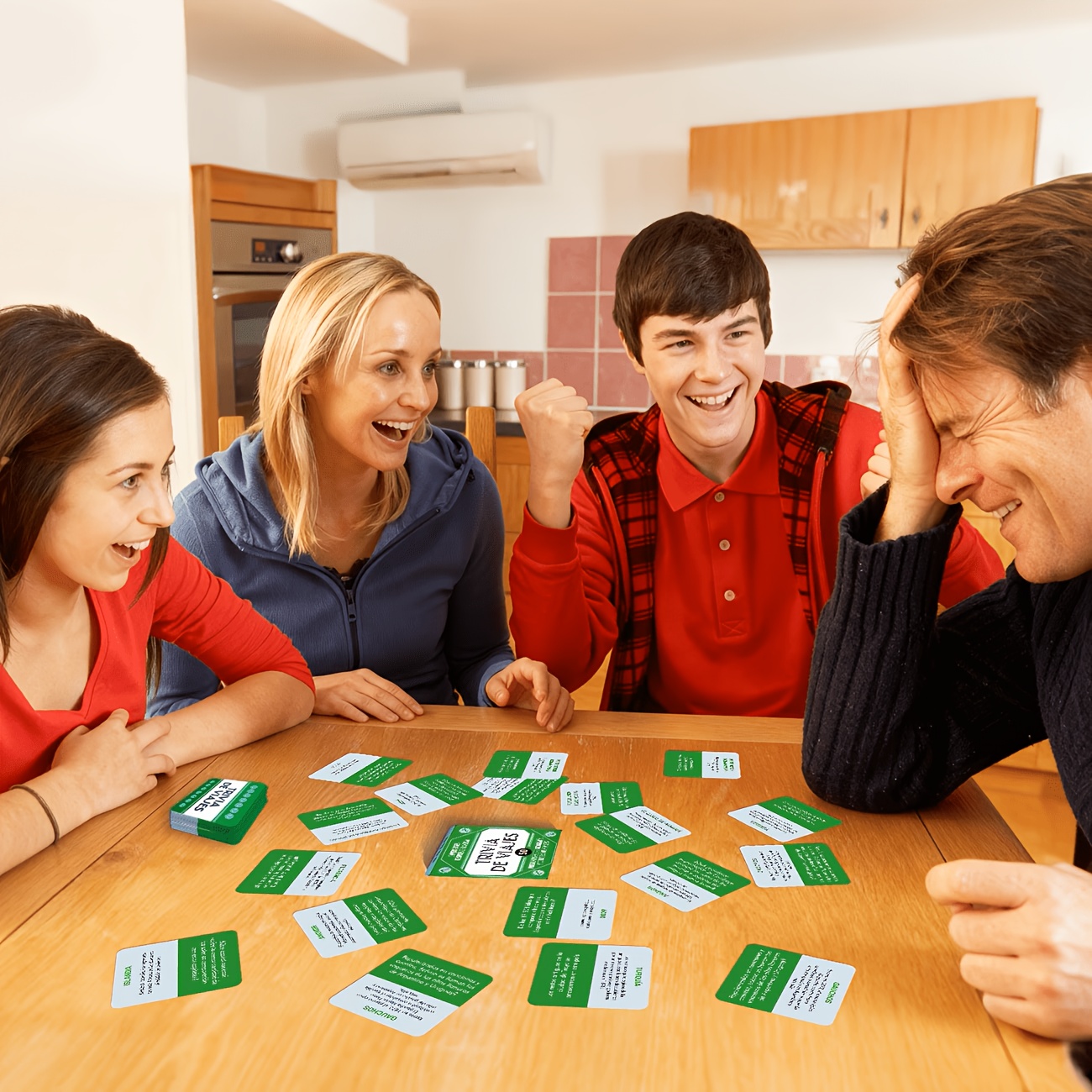 Mini Gra Karciana z Wiedzą o H – Party Games Quiz Questions recenzja i cena